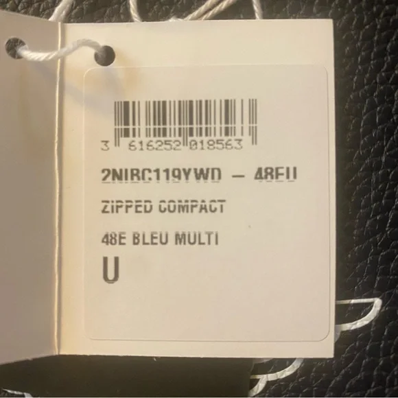 DIOR X AIR JORDAN 2020 Air Dior Wing Logo Zip-Around Crossbody Bag Navy - Picture 8 of 16